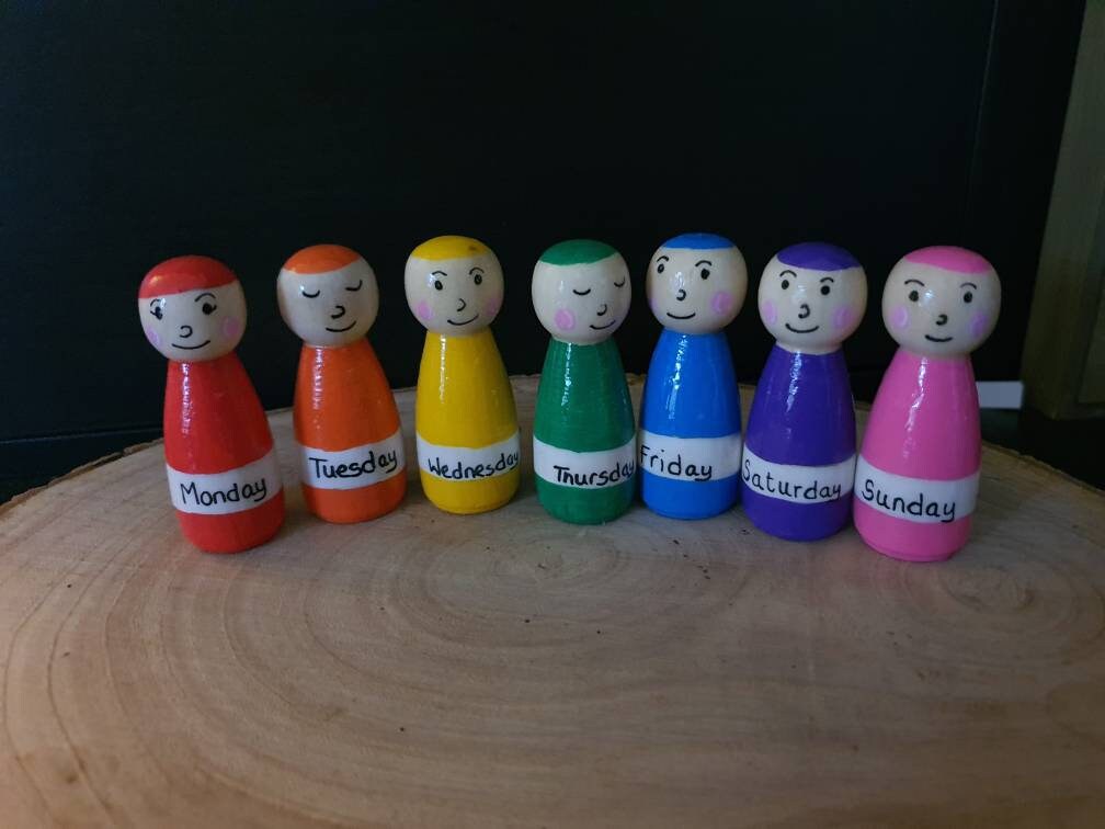 Days of the Week Peg Doll Set