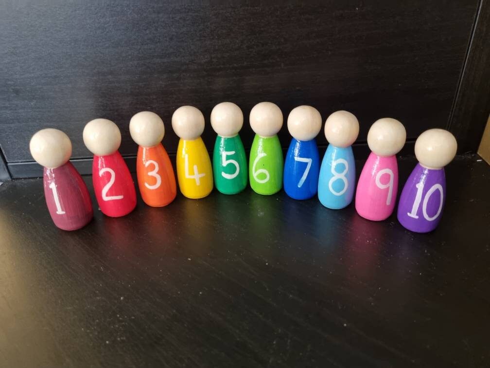 Rainbow numbers peg doll set
