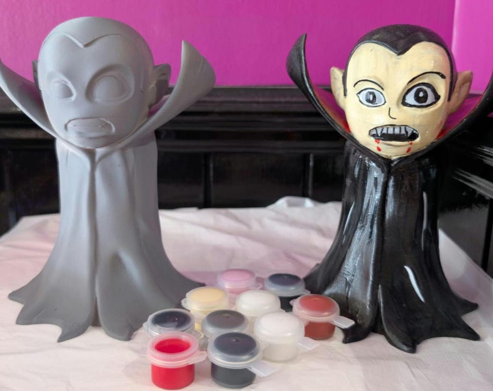 3D-Printed Dracula Paint Kit with figure, paints and brushes