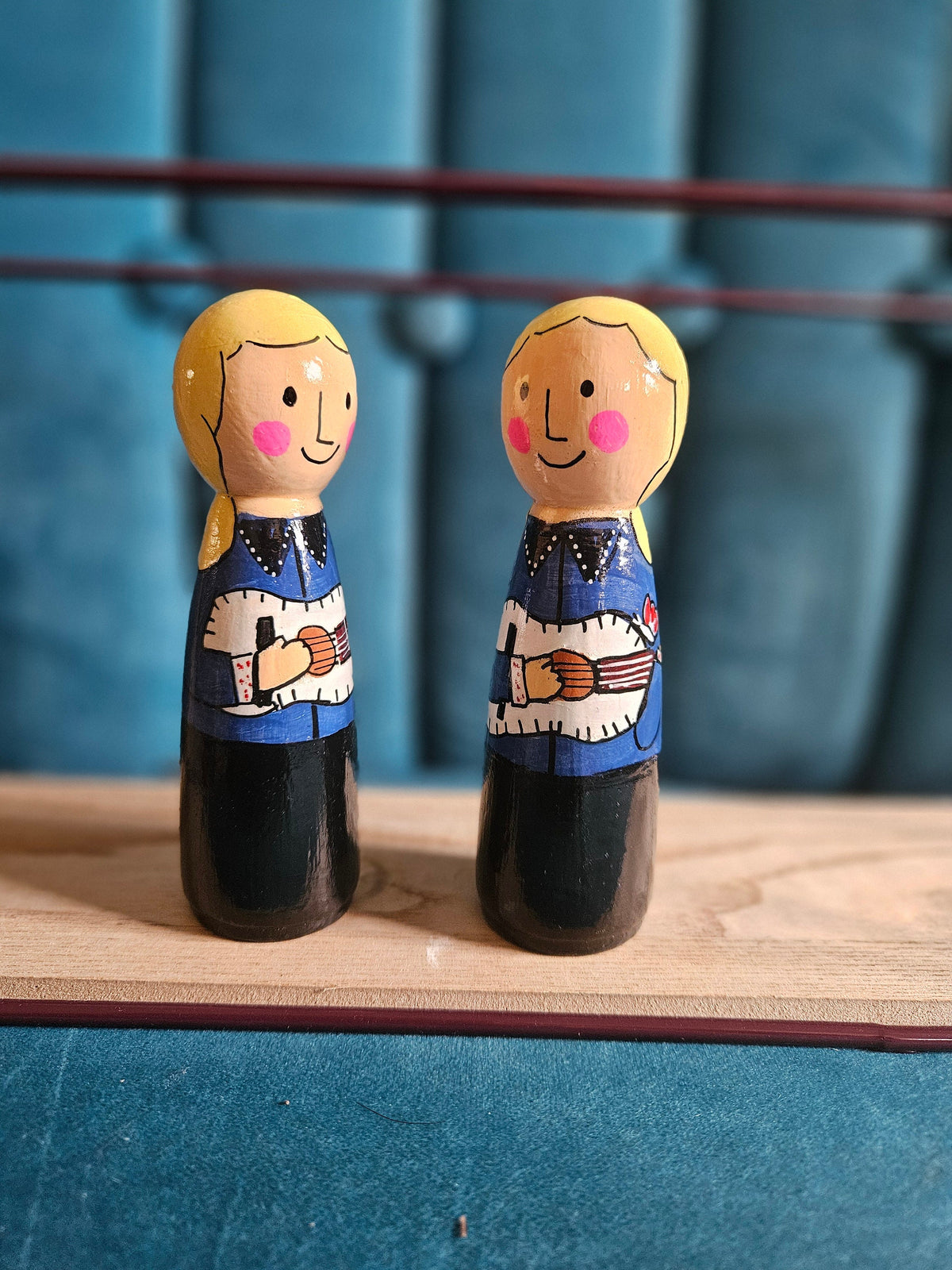 Large Dolly Parton Wooden Peg Doll -  Little People Big Dreams