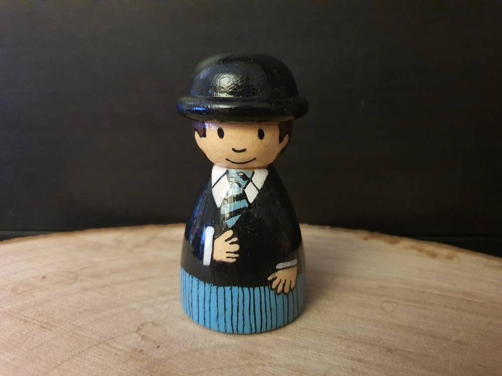 Mr Benn Handpainted Wooden Peg Doll - Retro Decor (7cm)