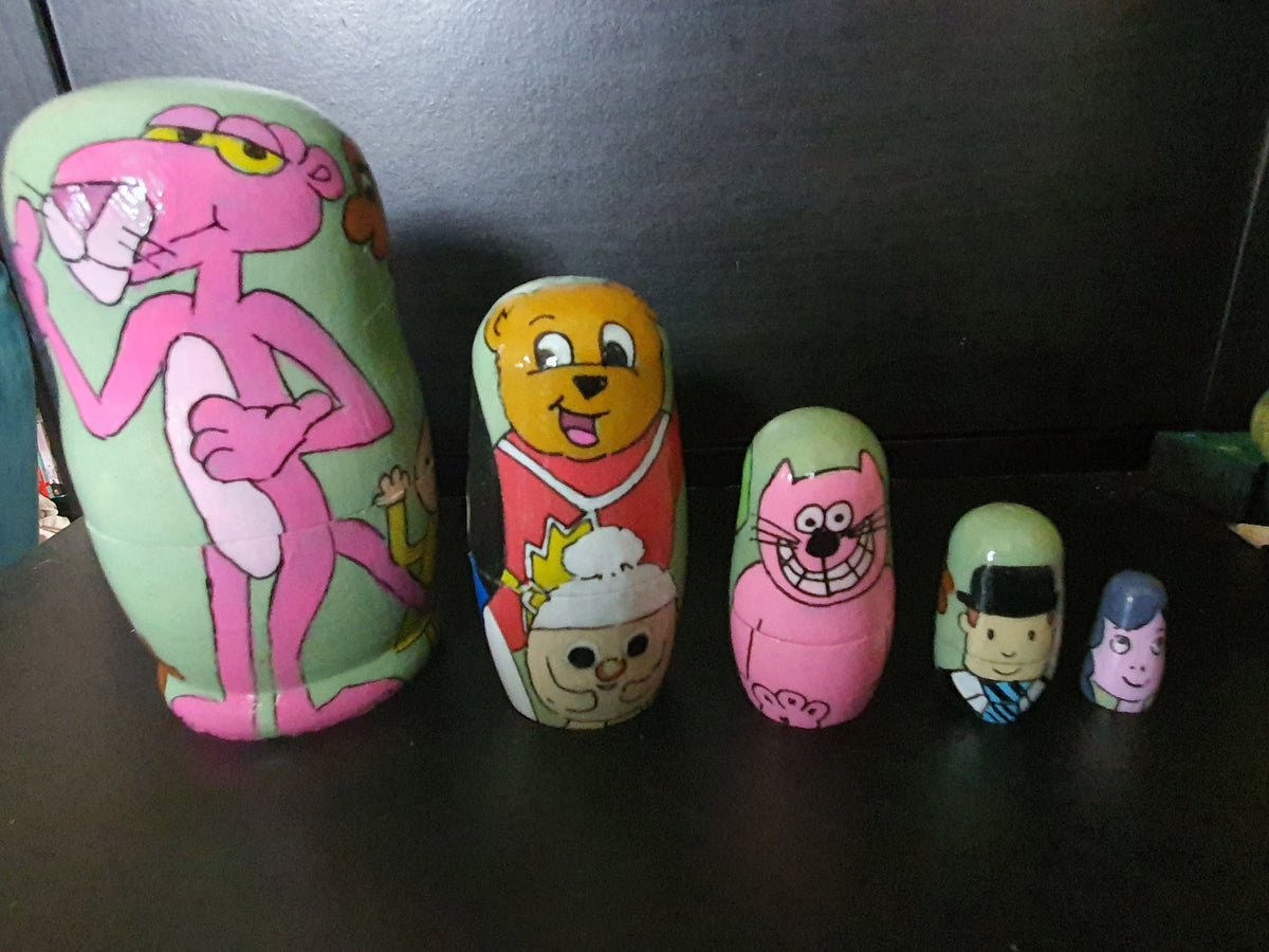 Retro kids tv nesting doll set